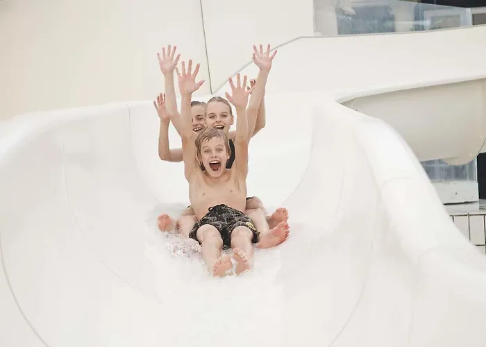 Semesteranläggning (resort) Landal Ronbjerg 4*