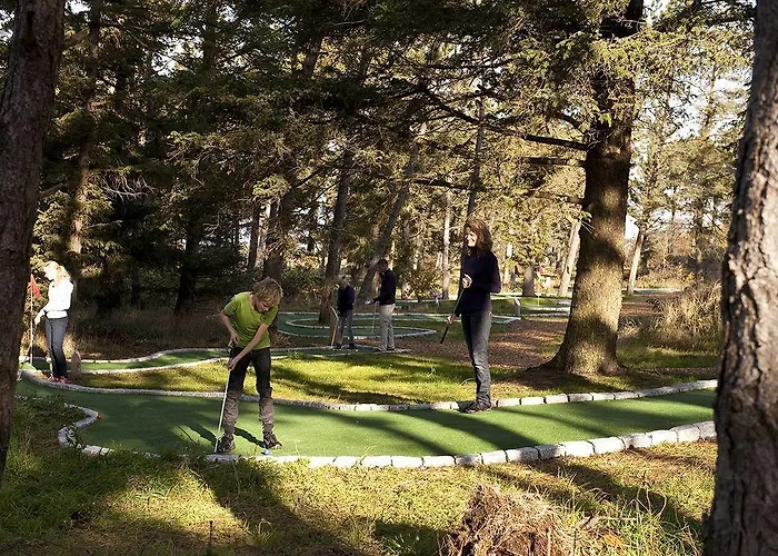 Landal Ronbjerg 리조트 4*