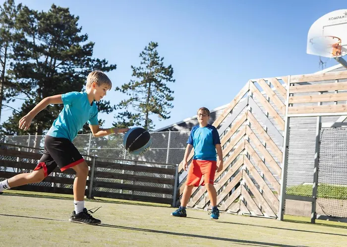 Landal Ronbjerg Semesteranläggning (resort)